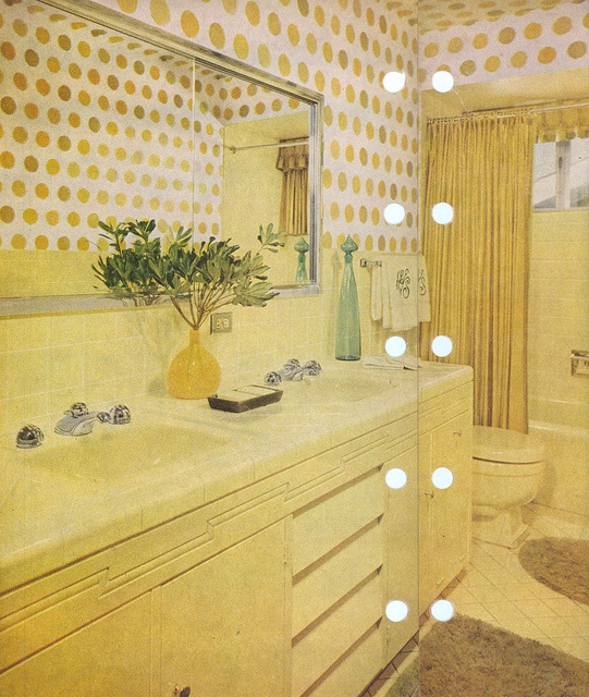 better homes garden 1960's vintage bathroom yellow wallpaper