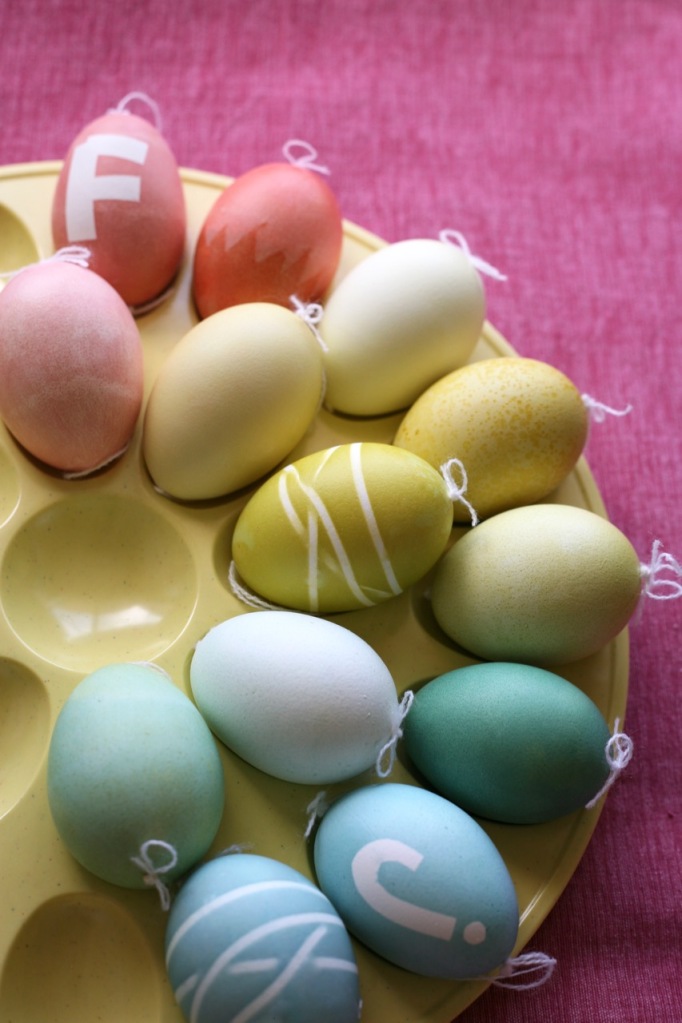 easter eggs tape rubberband