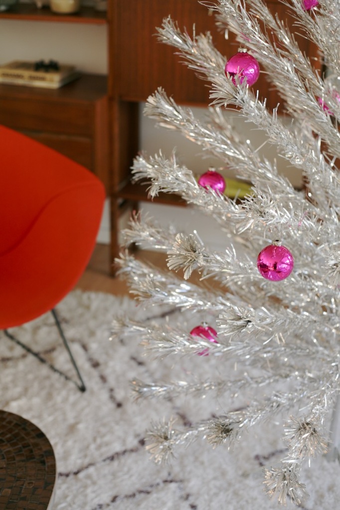 vintage shiny brite hot pink ornaments on aluminum christmas tree